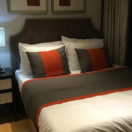 Avant Serviced Suites - Personal Concierge Manila Exteriör bild