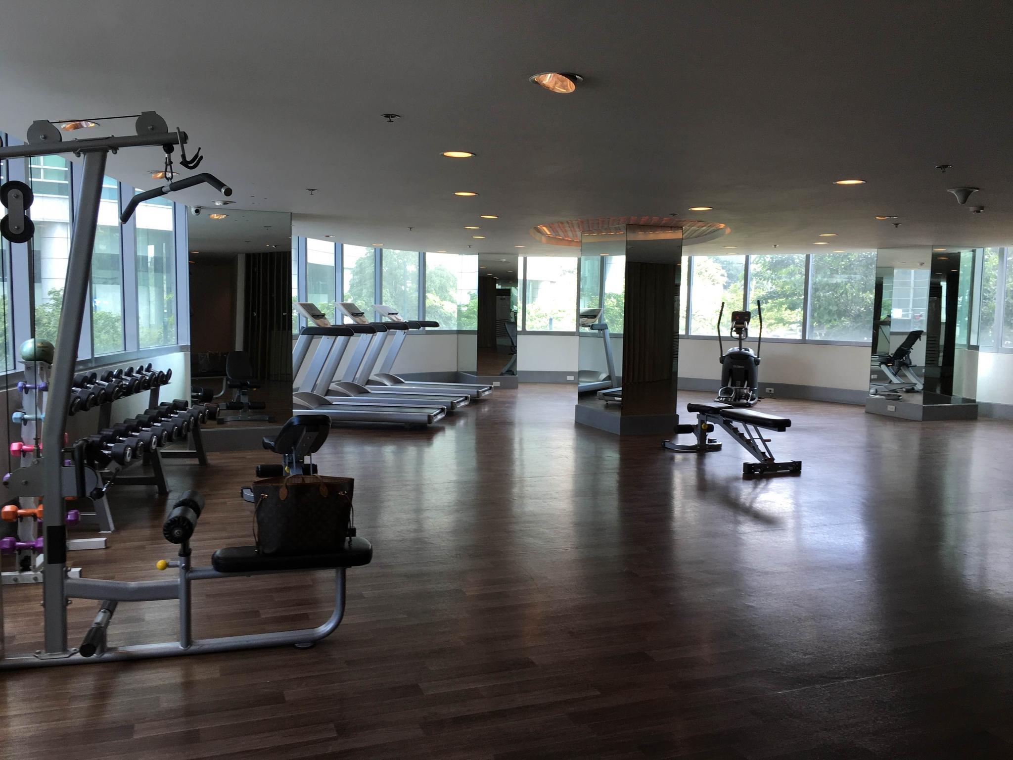 Avant Serviced Suites - Personal Concierge Manila Exteriör bild