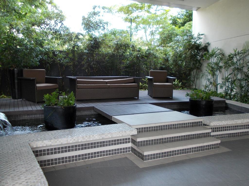 Avant Serviced Suites - Personal Concierge Manila Exteriör bild