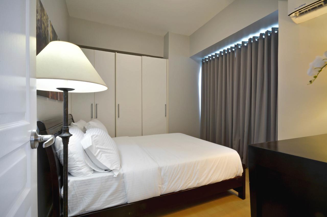 Avant Serviced Suites - Personal Concierge Manila Exteriör bild
