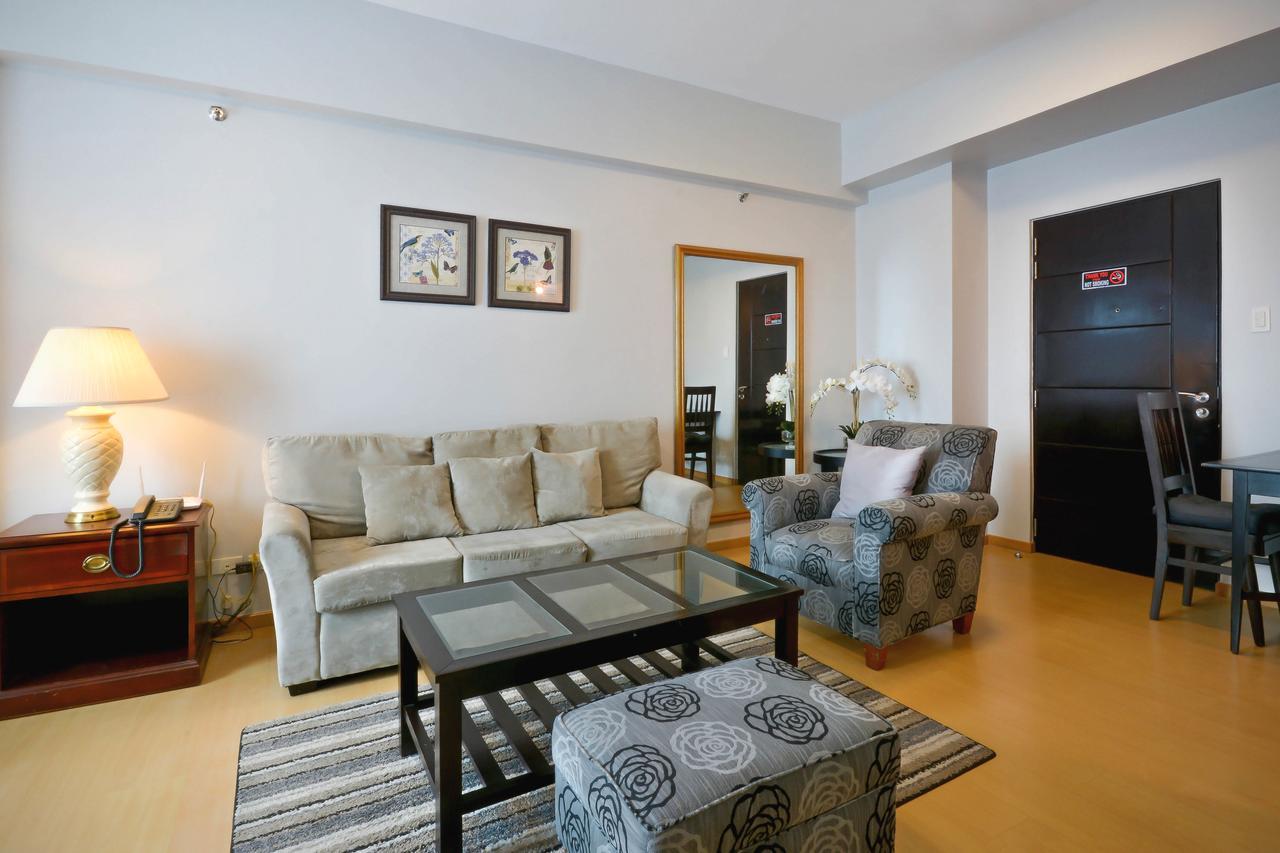 Avant Serviced Suites - Personal Concierge Manila Exteriör bild