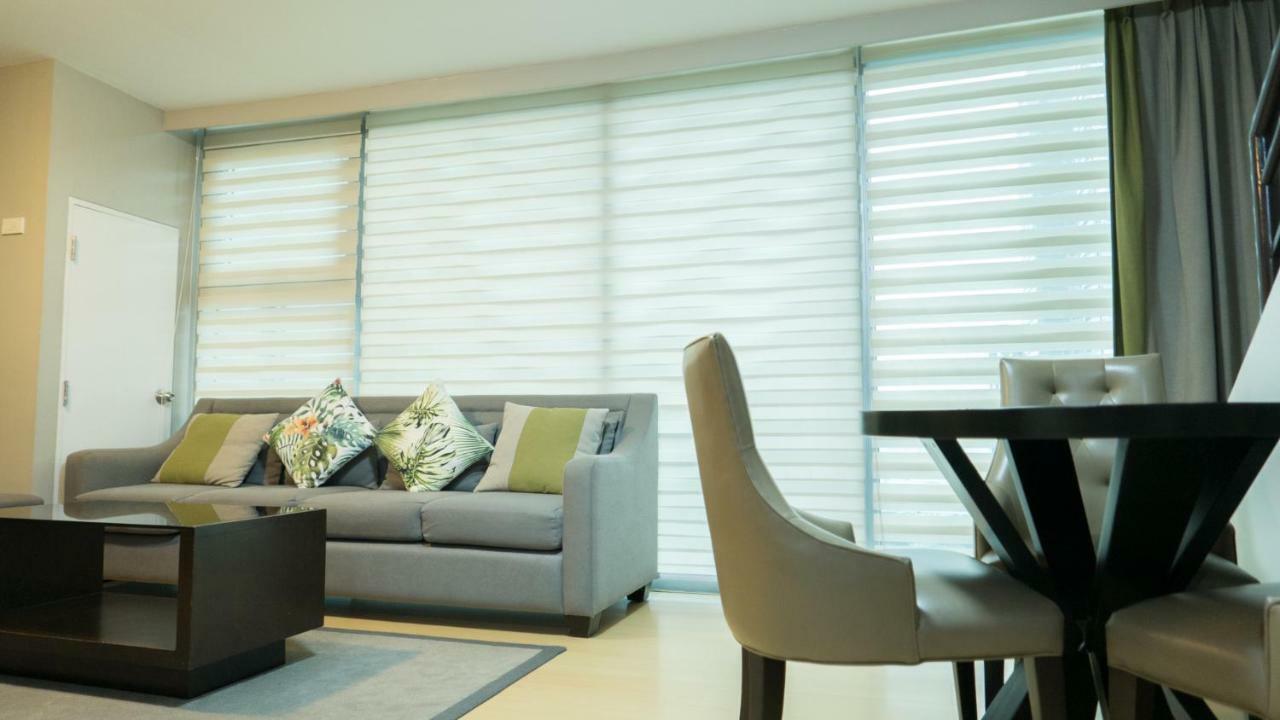 Avant Serviced Suites - Personal Concierge Manila Exteriör bild