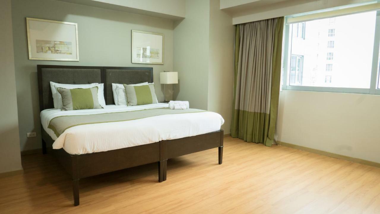 Avant Serviced Suites - Personal Concierge Manila Exteriör bild
